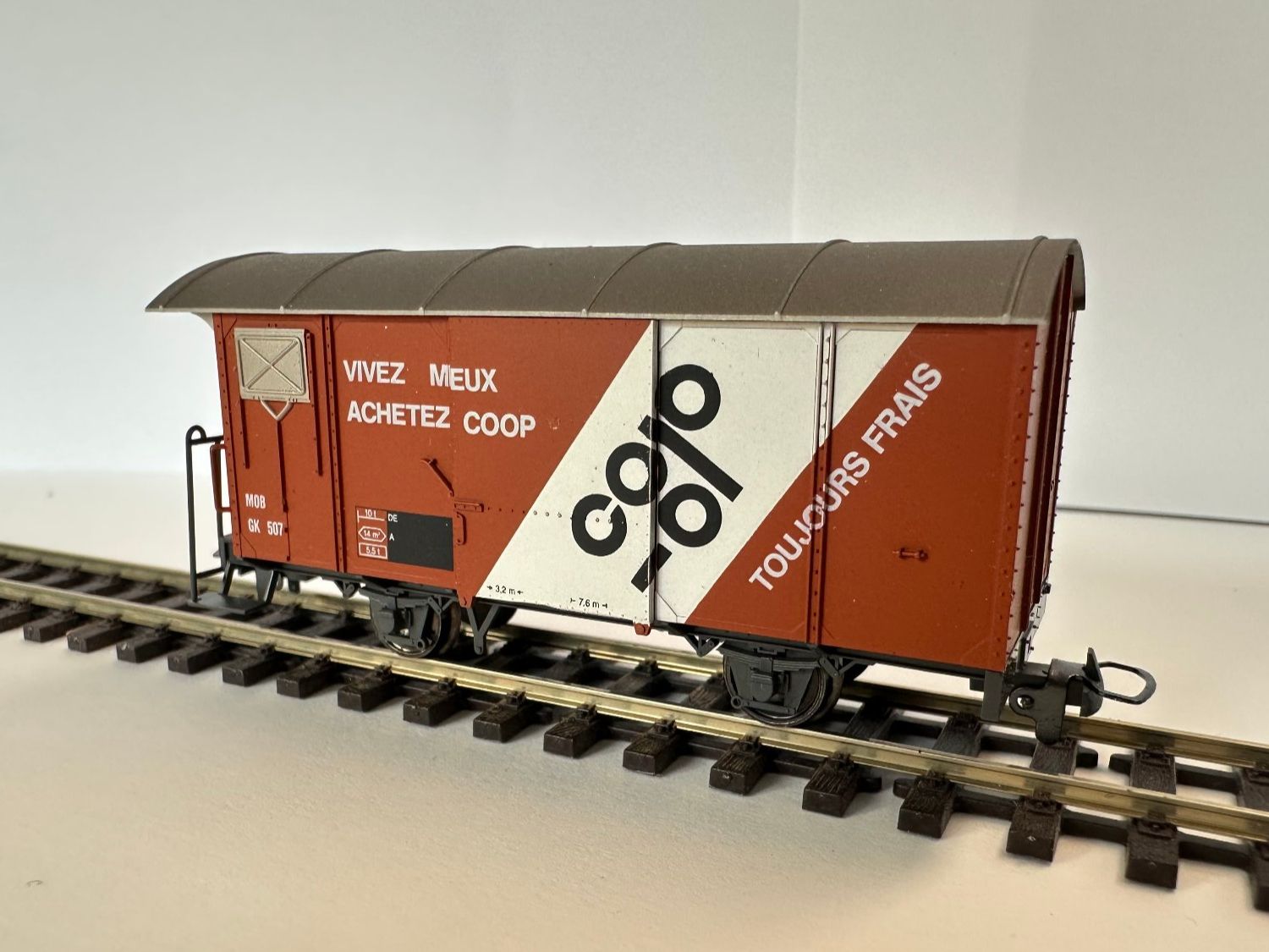 Bemo Modelleisenbahnen: Bemo - MOB Gk 507 - Gedeckter Güterwagen "Co-op" – Neu und originalverpackt aus Domat/Ems von mmx4001