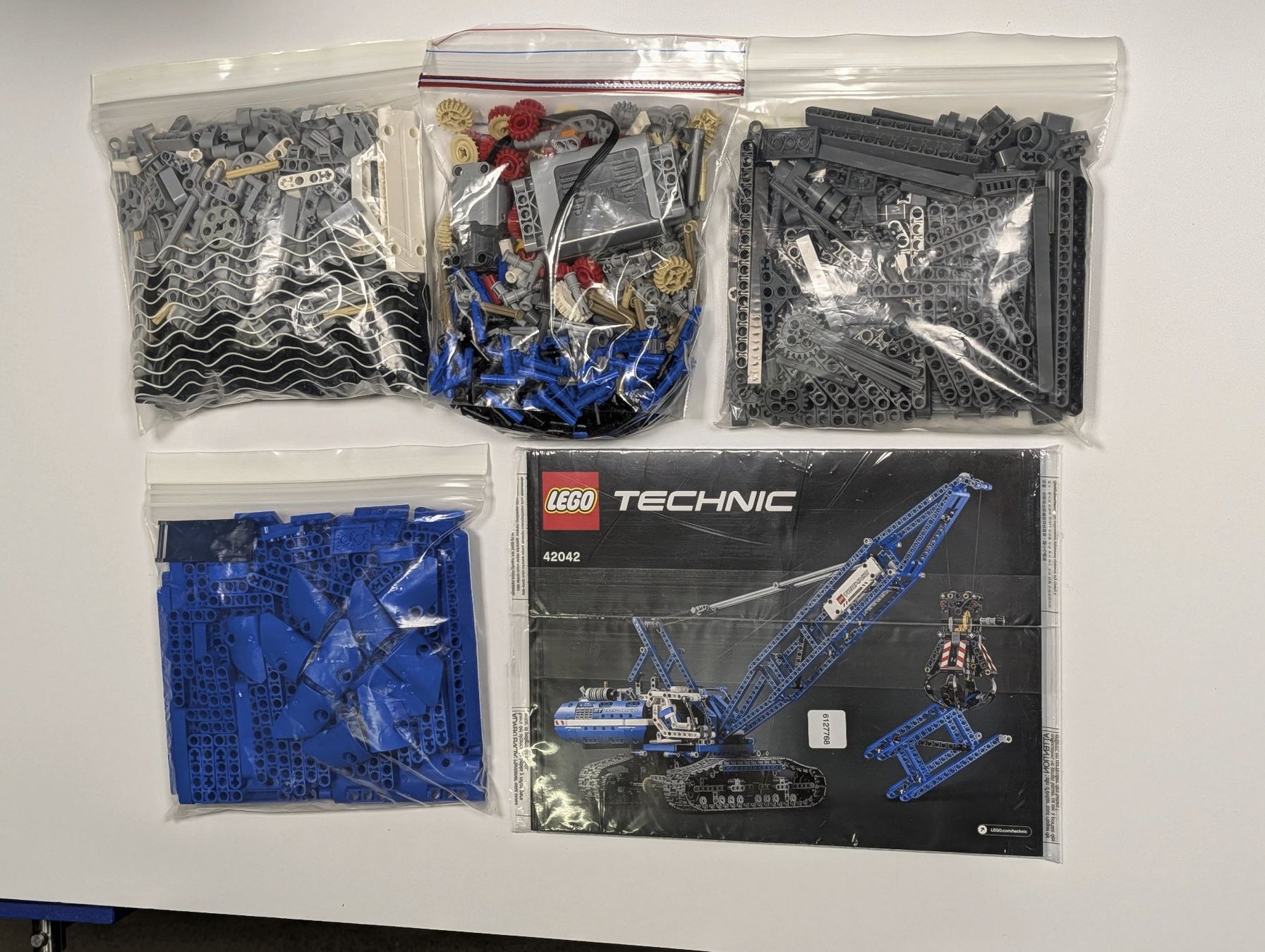 Lego Kit di costruzioni: LEGO Technic 42042 Crawler Crane – Usato da Thalwil venduto da miguev