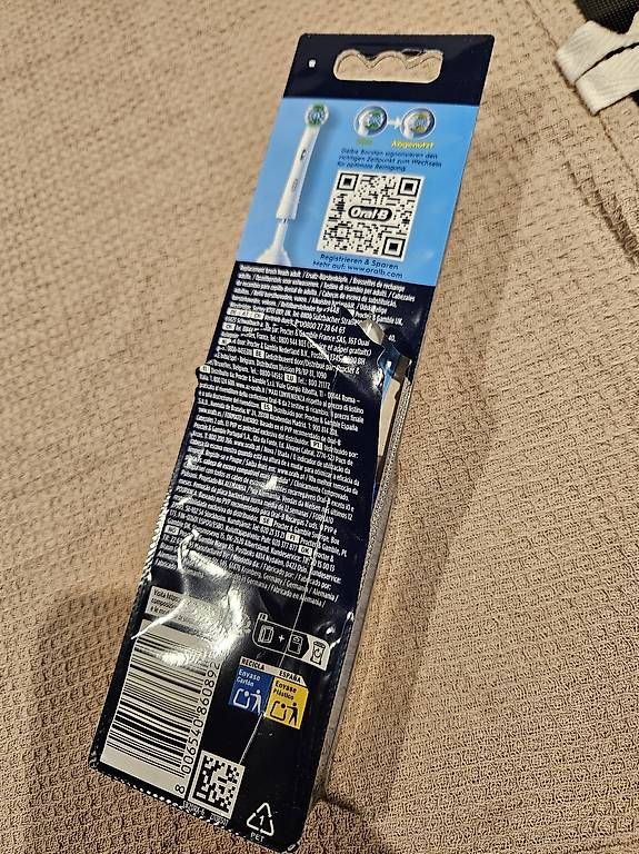 Zahnpflege: Testine OralB – Gebraucht aus Capolago von men_sbb5 2