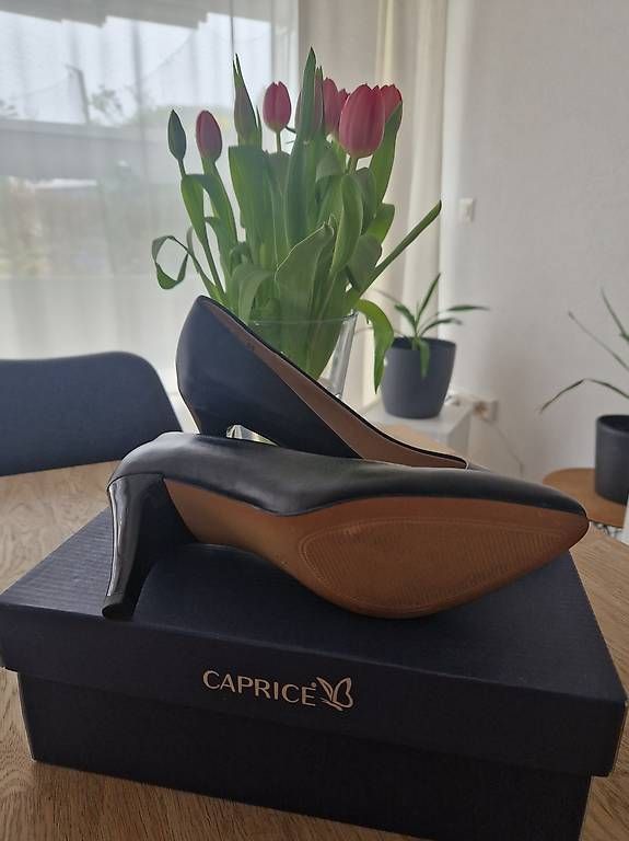 Damenschuhe: Damenschuhe Pumps – Neu (gemäss Beschreibung) aus Bürglen TG von CBK79 3