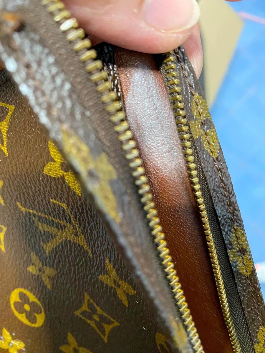 Louis Vuitton Sacs: Louis Vuitton Toiletry Pouch – D'occasion à Widnau par Pukpan_99 5