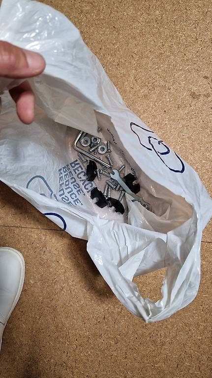 Betten: Ikea MALM Bettgestell inkl Schubladen, Lattenrost  – Gebraucht aus Wädenswil von mel_pk6f 3
