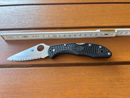 Spyderco Delica 4 Wellenschliff