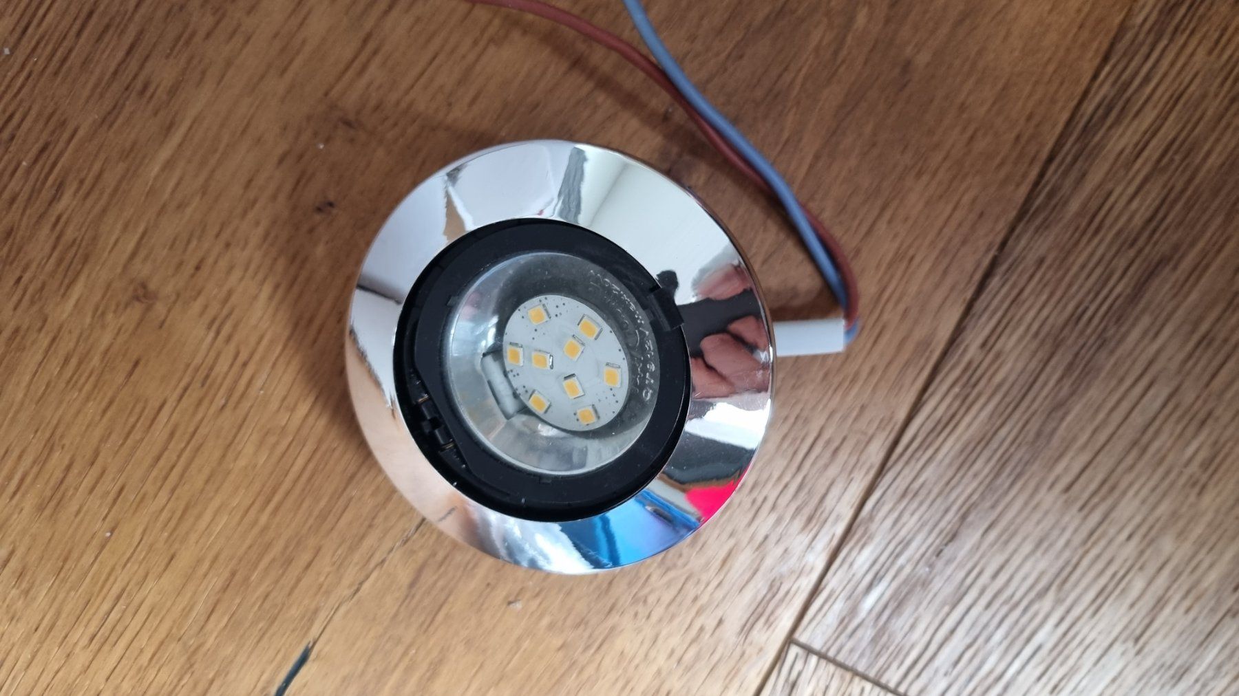 Lampade: LED Lampen 12 Volt Camper Wohnmobil – Nuovo e nell'imballaggio originale da Fürigen venduto da Bucheli59