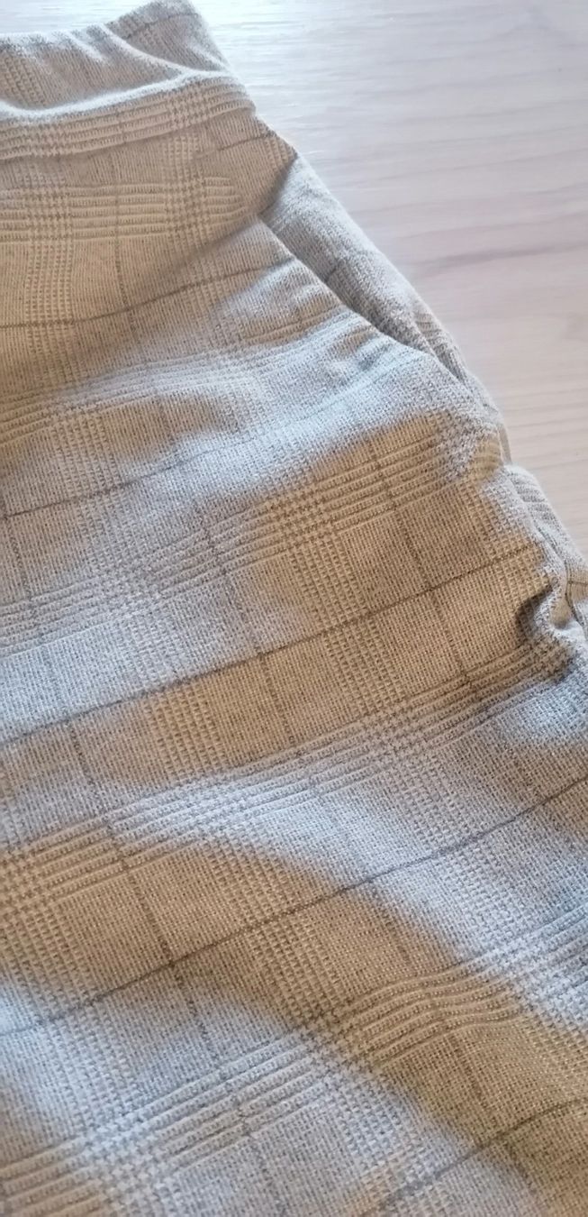 Hosen: Pantalon, pantalon à carreaux, bas – Gebraucht aus Montcherand von petiteoune75 2