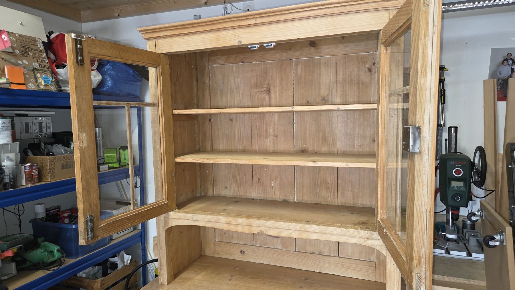 Credenze: Antikes Holz-Buffet mit Glastüren und Schubladen – Usato da Unterstammheim venduto da maxe2008 1