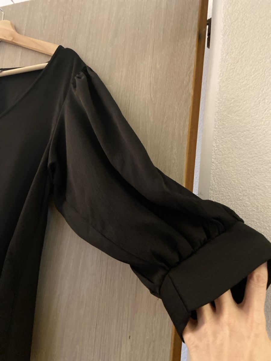Vestiti: Robe trapèze noir Taille 40 – Usato da Sornard (Nendaz) venduto da delezedoris 1