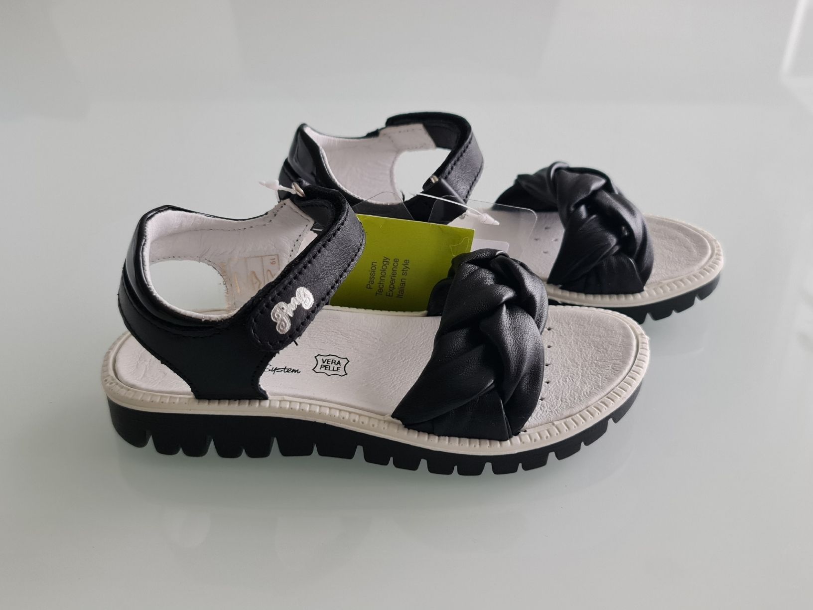Primigi Schuhe für Mädchen: Gr. 29 - Primigi Kindersandalen, Neu – Neu und originalverpackt aus Nürensdorf von kin_2jn6 1