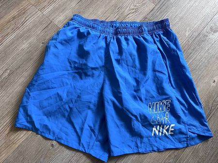 Short Nike Dri-Fit taille M