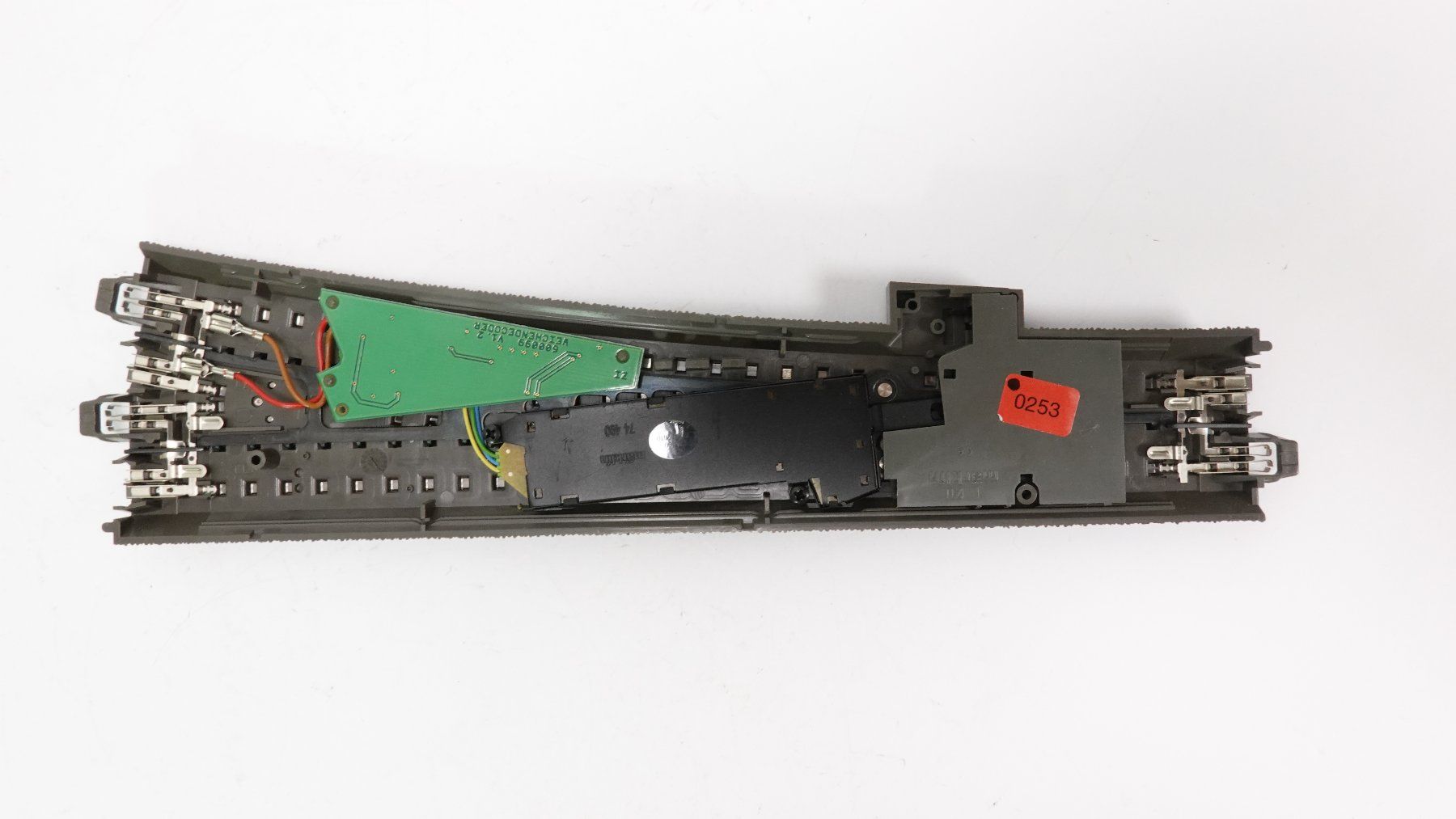 Märklin Modellini di ferrovie: c1 Märklin 24711 schlanke links Weiche+Antrieb+Decoder |0253 – Usato da Uetendorf venduto da tigermuegi 3