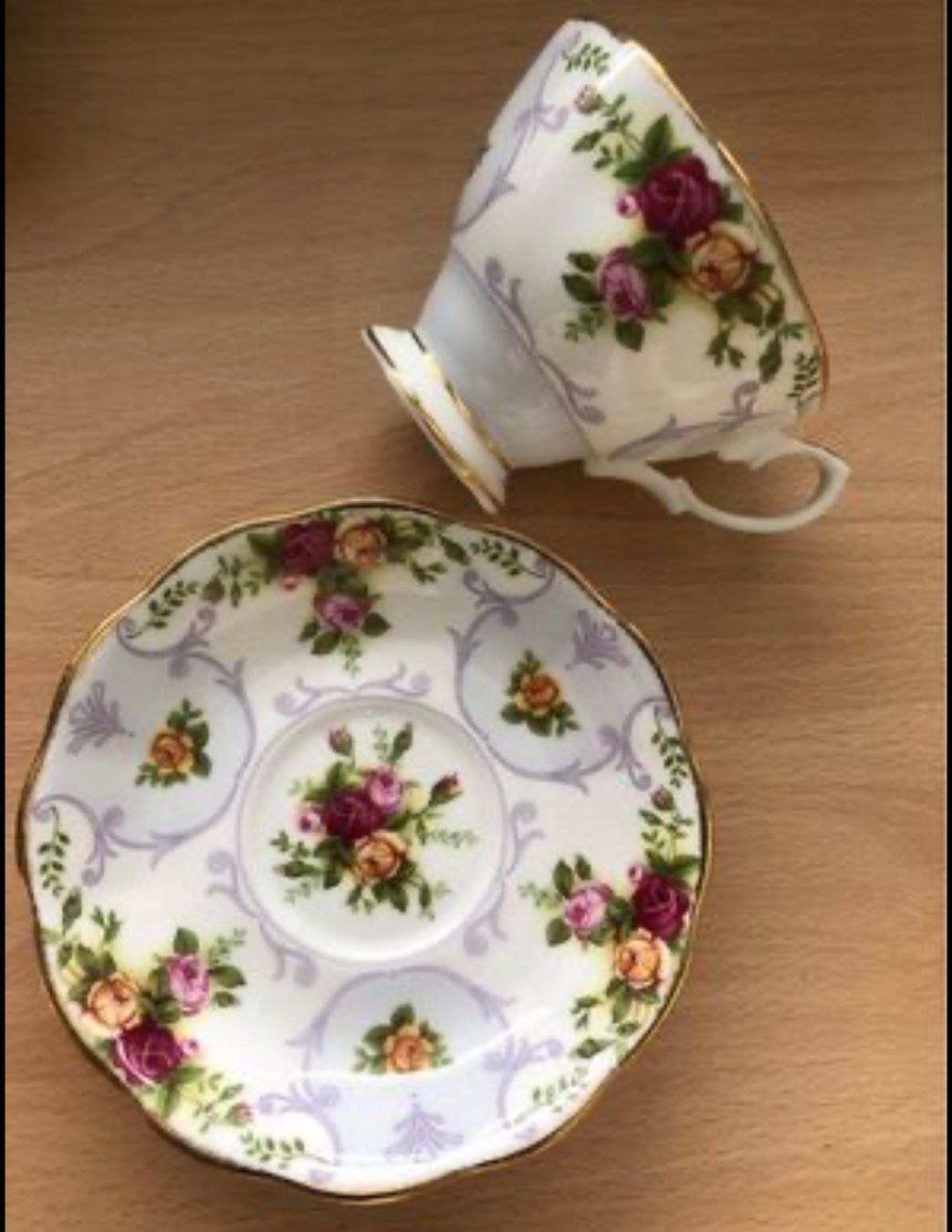 Royal Albert Tassen: Royal Albert Tasse mit Unterteller – Gebraucht aus Oberglatt ZH von ssch81 1