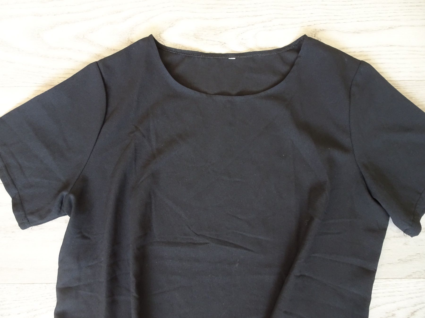 Top: Top schwarz Gr. 44 – Nuovo (secondo la descrizione) da Winterthur venduto da Riiita 1
