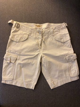 AERONAUTICA MILITARE Damen Shorts Hellbeige