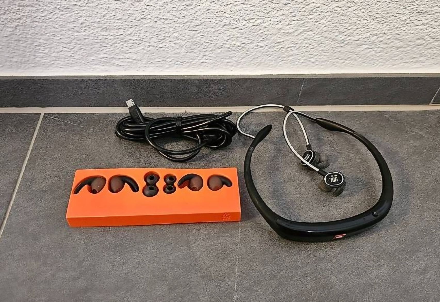 JBL Kopfhörer: JBL Reflect Response Sportkopfhörer – Gebraucht aus Boppelsen von win_dxm9
