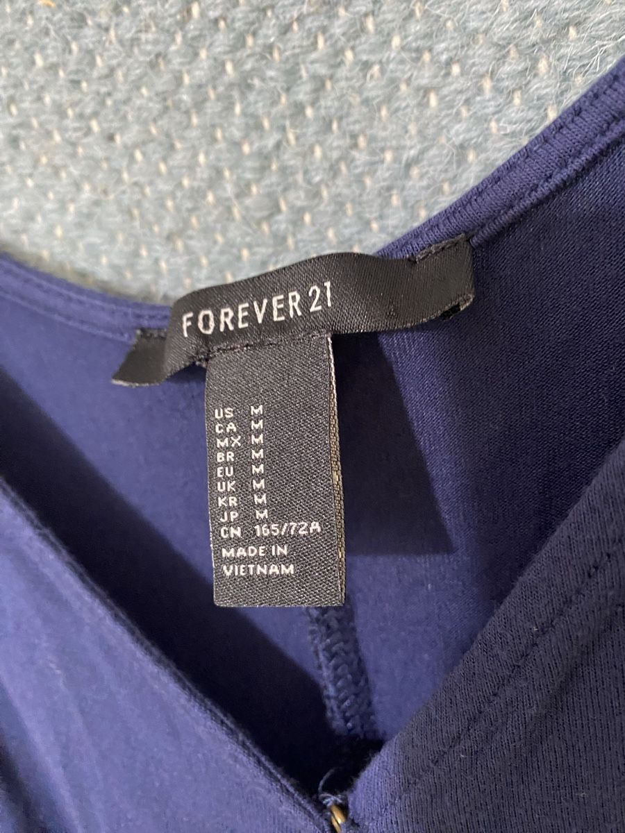 Tute: Schöner Sommer Jumpsuit dunkelblau – Usato da Buchs ZH venduto da crazyhandbaggirl123 1