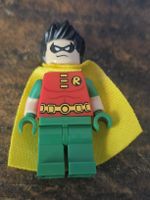 lego figurine super heroes sh0200 Robin - Molded Short 