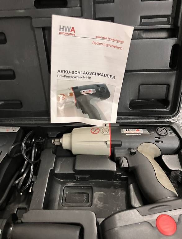 Alle Werkzeuge: KFZ Akku-Schlagschrauber – Gebraucht aus Schmerikon von Amco 4