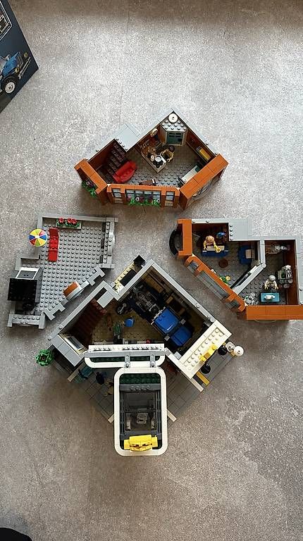 Baukästen: Lego Creator Expert Eckgarage (10264) – Gebraucht aus Luzern von ca.lu 3