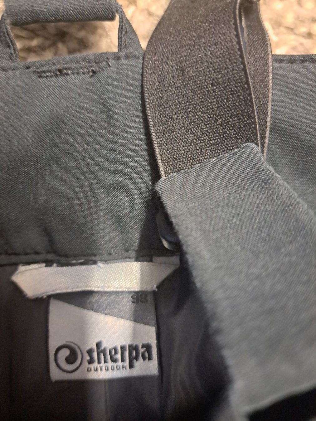 Sherpa Hosen: Skihose Sherpa Grösse 98 – Gebraucht aus Kaltbrunn von Nili133 2