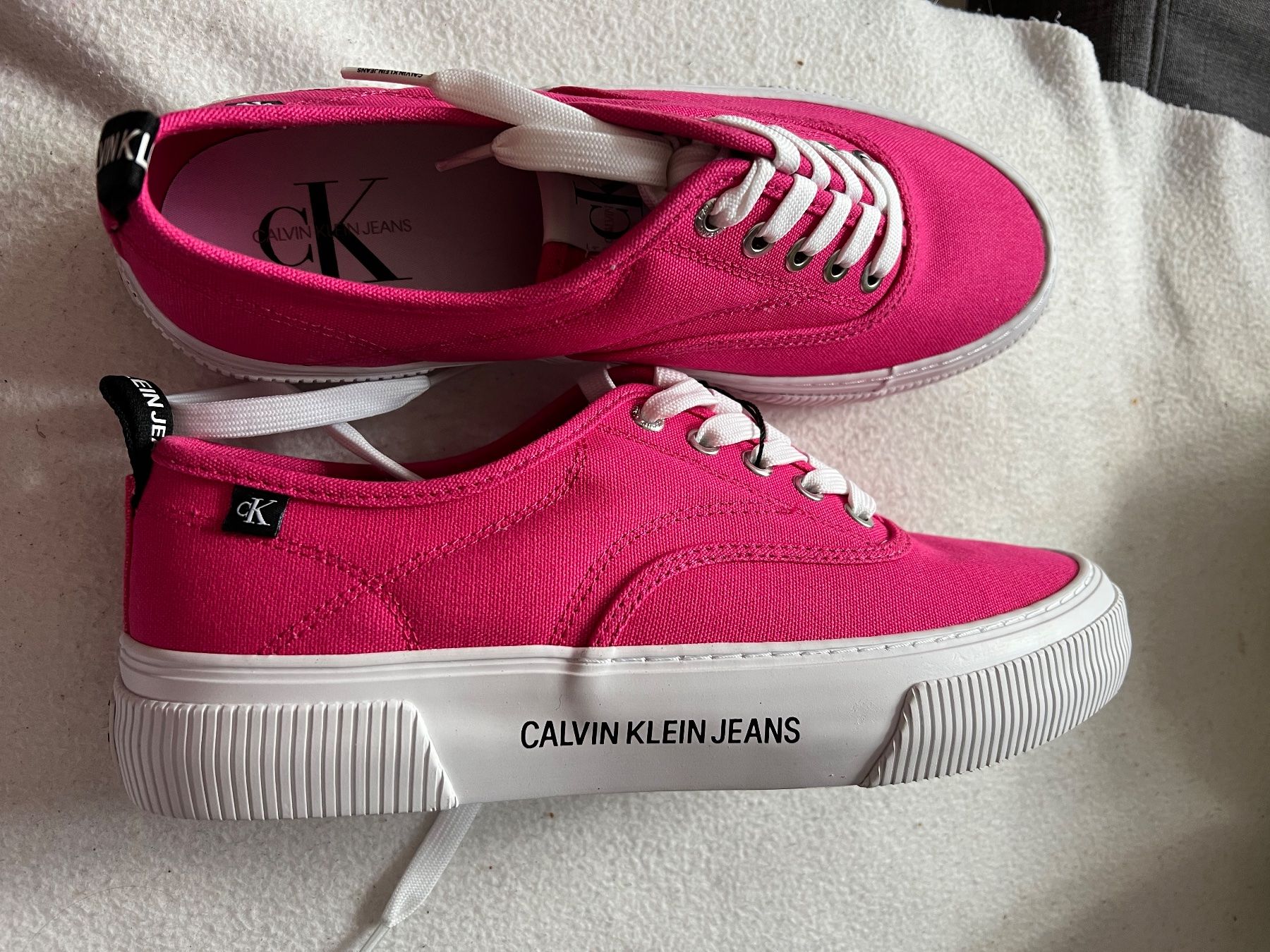 Calvin Klein Scarpe da donna: Sneakers – Nuovo e nell'imballaggio originale da Neuenhof venduto da pucik 2