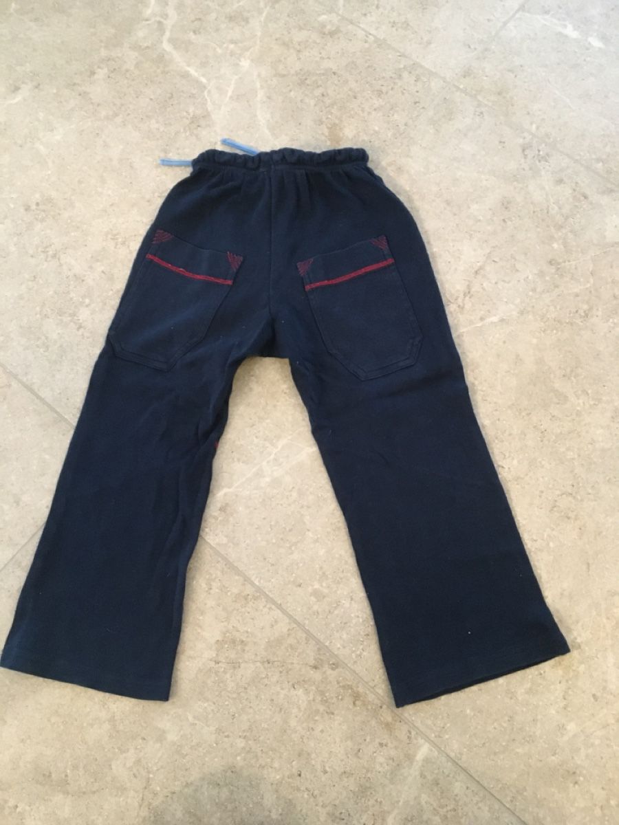 Pantaloni: Trainerhose Gr. 104 von Schiesser – Usato da Gächlingen venduto da Tara_devi 1
