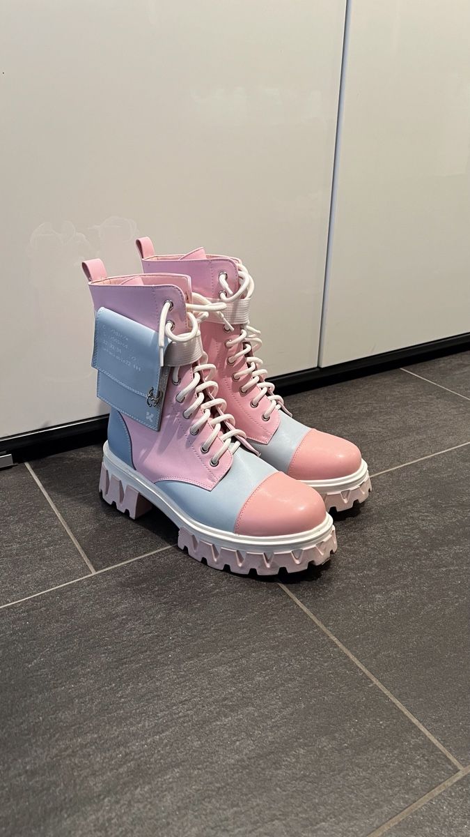 Scarpe da donna: Herbstschuhe farbig – Usato da Sirnach venduto da Famisa