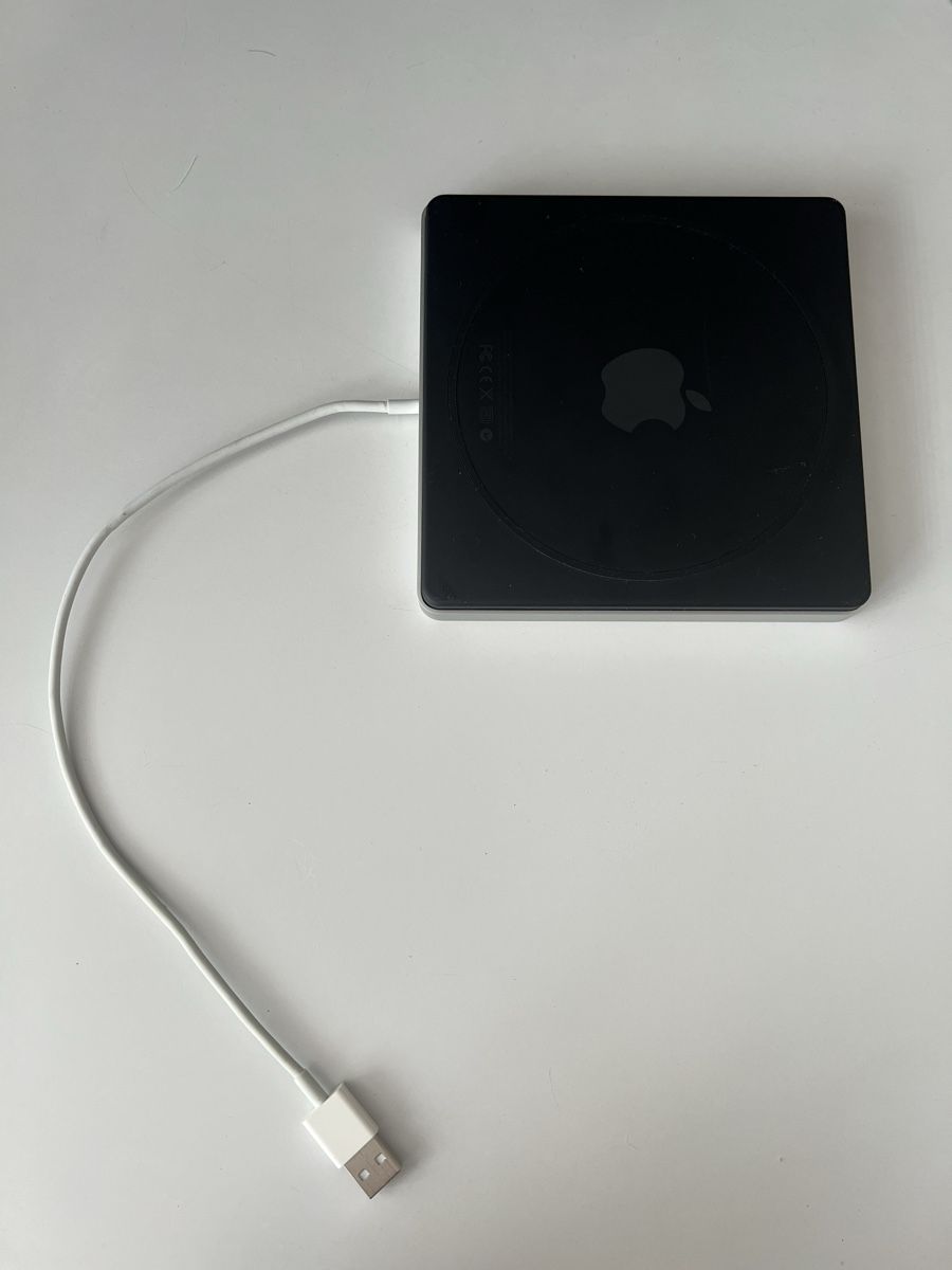 Apple Audio- & Mediensysteme: Apple USB SuperDrive Laufwerk  – Gebraucht aus Dietikon von Mischi2167 1