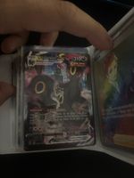 Pokemon Card Umbreon VMAX 215/203 Moonbreon