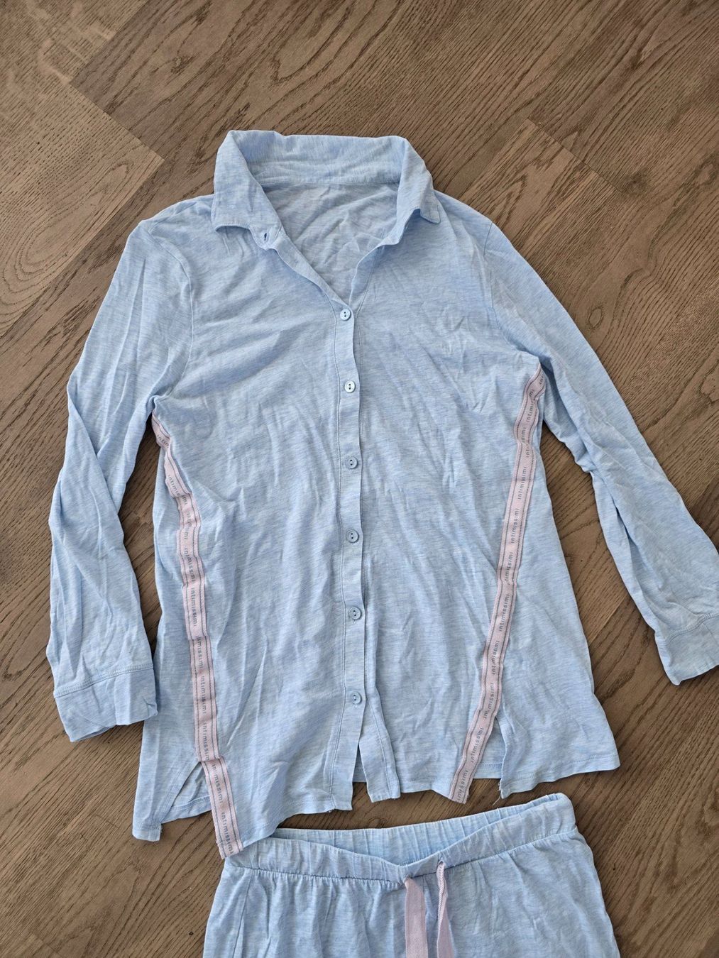 Intimissimi Negligees & Pigiami: Leichtes Schlafanzug-Set von Intimissimi, Grösse S – Usato da Münchenstein venduto da Daisyli 1