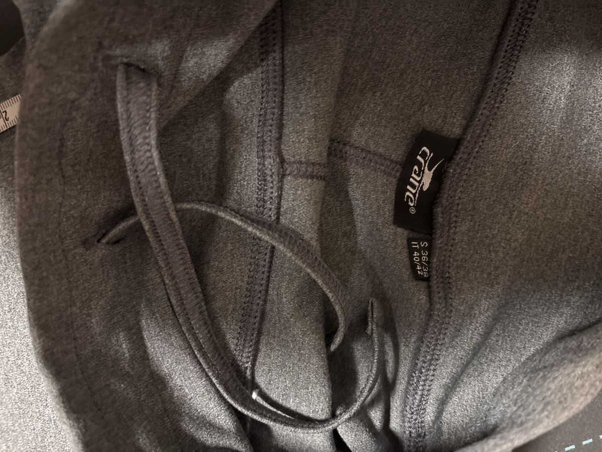 Leggings: Sporthose S – Usato da Kesswil venduto da Branca-01 6