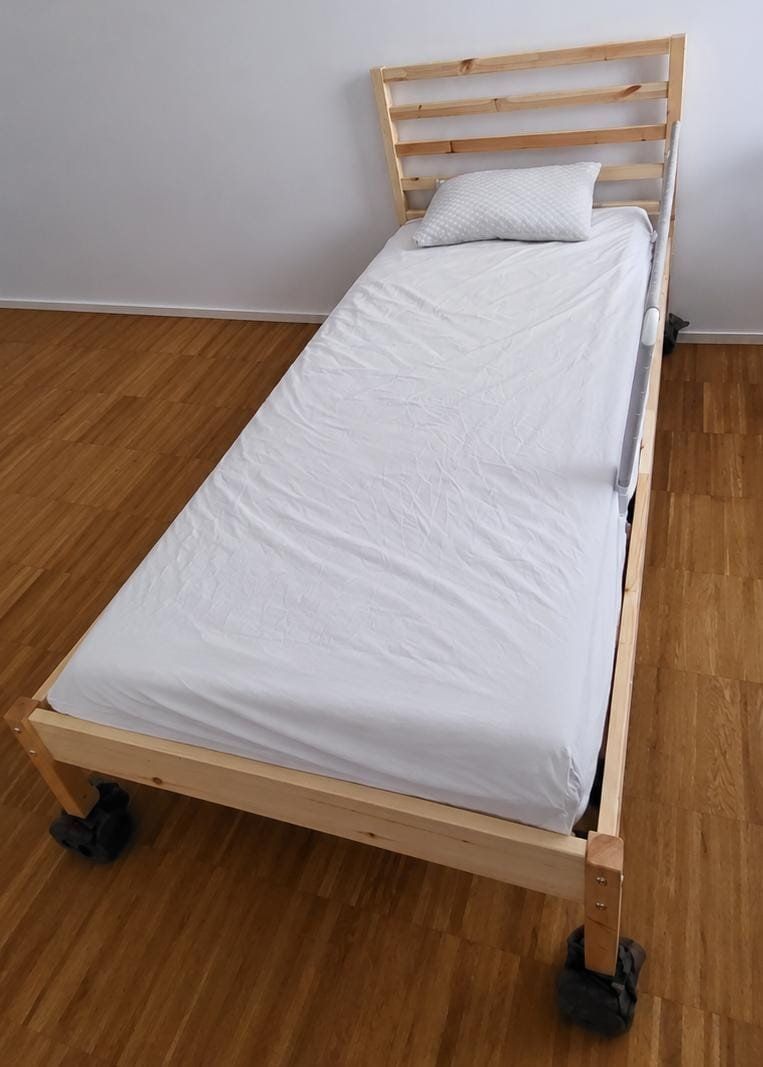 Ikea Letti: Bettgestell Tarva 90x200 – Usato da Zürich venduto da maliquila