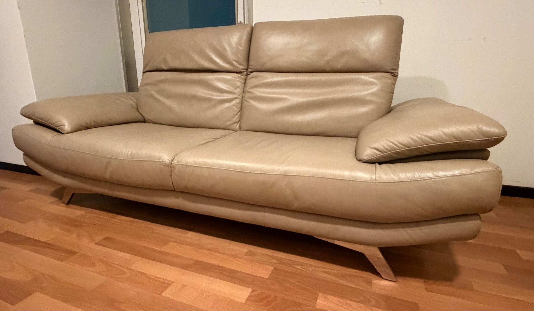 Natuzzi Divani: Sofas Made By Natuzzi Editions B936 Sectional – Usato da Dietikon venduto da gab_qz7y 7
