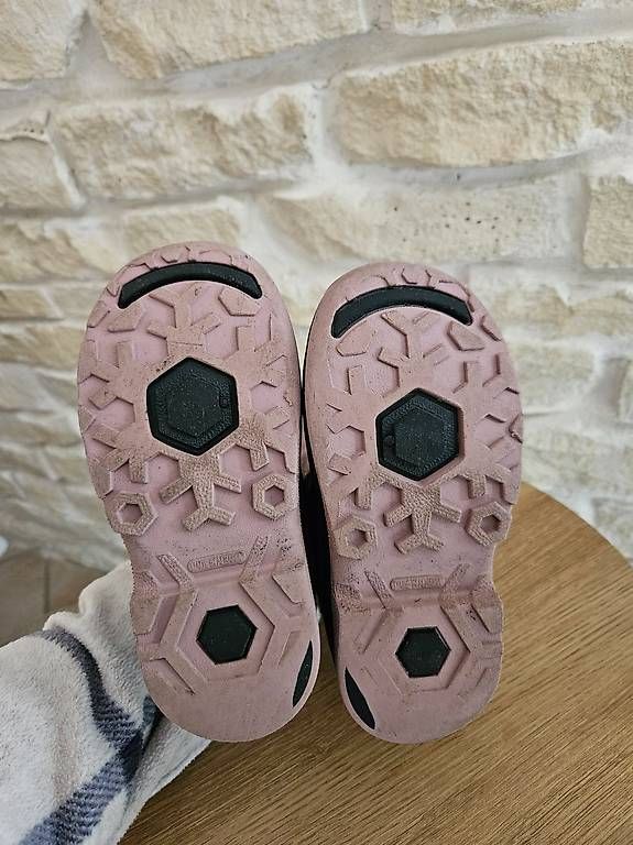 Schuhe für Jungen: Snowboot Gr. 26/27 – Gebraucht aus La Heutte von tau_5vvl 3