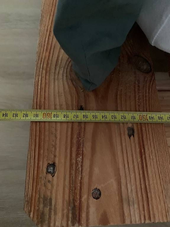 Lits: Bett mit Paletten – D'occasion à Ostermundigen par air_7sp7 2