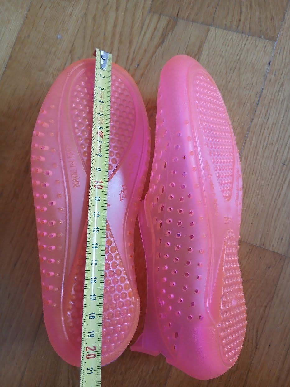 Schuhe für Mädchen: Badeschuhe – Gebraucht aus Dübendorf von Fip05 2