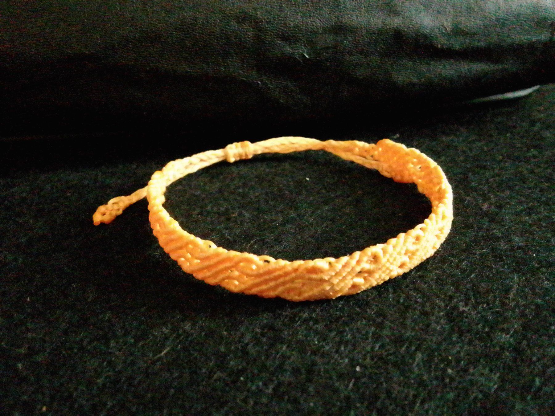 Bracelets: handgefertigtes Makramee Armband – Neuf (Voir description) à Pfäffikon ZH par Emporos_42 1