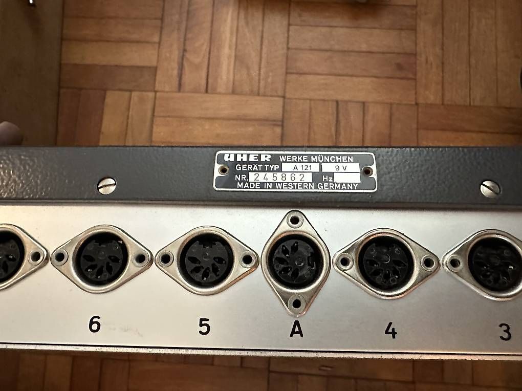 Console di mixaggio: Mischpult Uher Stereo Mix 5 – Usato da Aarau venduto da sole-soleil 1