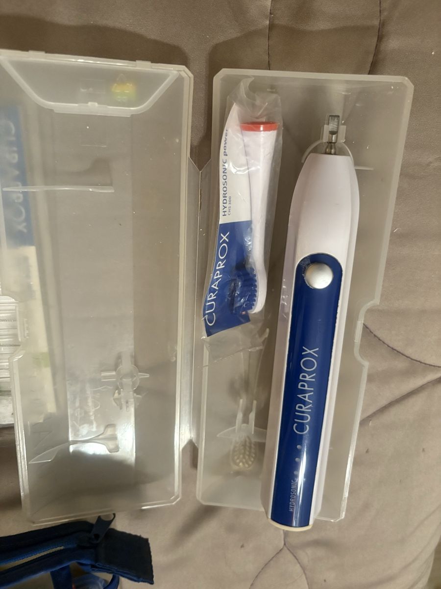 Curaprox Cura dei denti: Kit di spazzolino curaprox – Usato da Taverne venduto da Luvi08 1