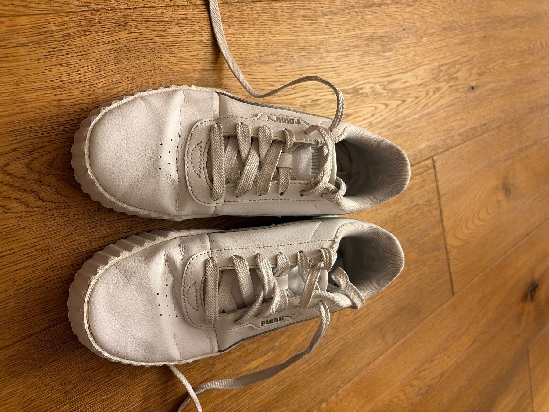 Puma Damenschuhe: Puma Sneaker weiss / Grösse 37 – Gebraucht aus Wilen b. Wil von b-mountain 1