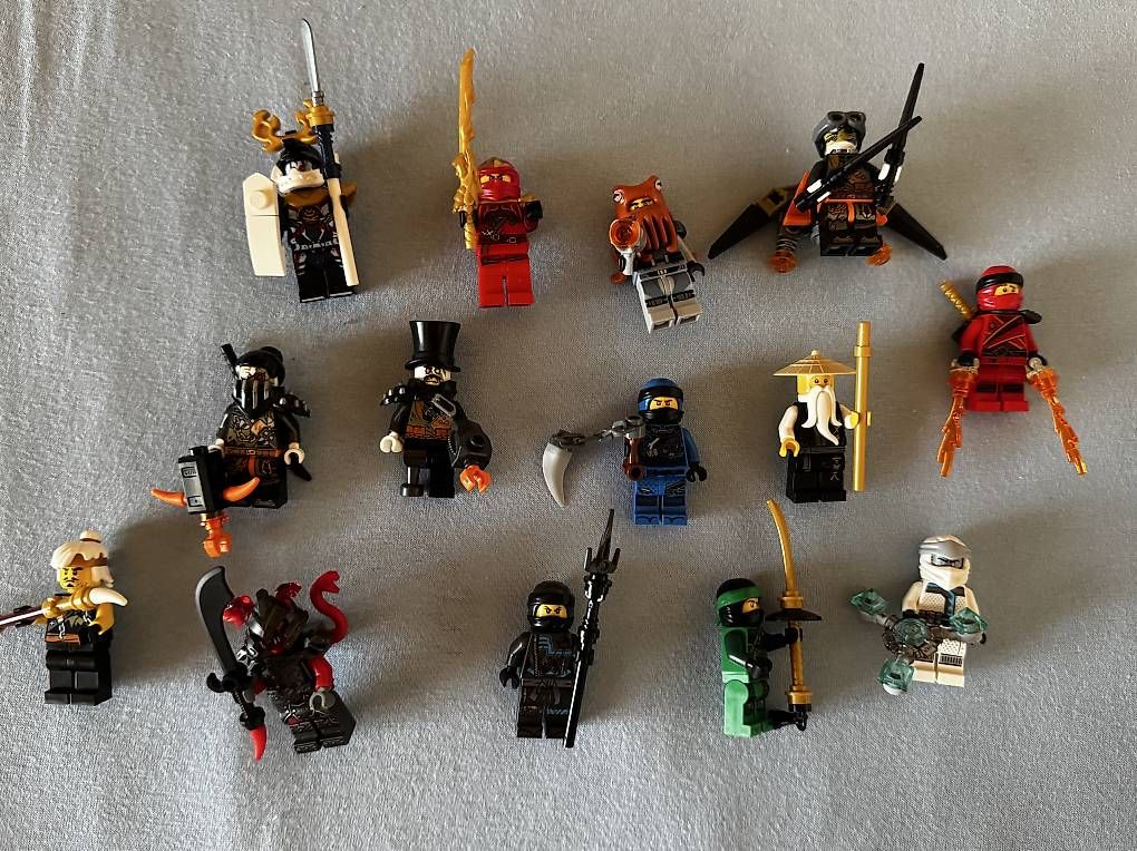 Statuette: Ninjago sammelfiguren – Usato da Birsfelden venduto da jon_687v 1