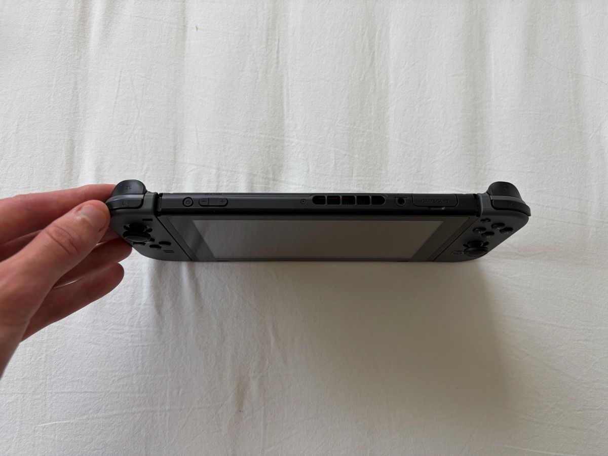 Nintendo Console: Nintendo Switch mit Zubehör wie neu – Nuovo (secondo la descrizione) da Winterthur venduto da raphael.hbg 3