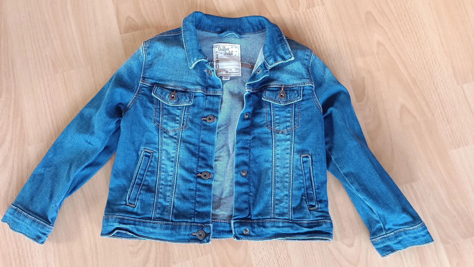 Vertbaudet Jacken & Mäntel: Kinder Jeans Jacke / Gr 104/ Mädchen/ Frühling – Gebraucht aus Flims Dorf von ali_8n8q