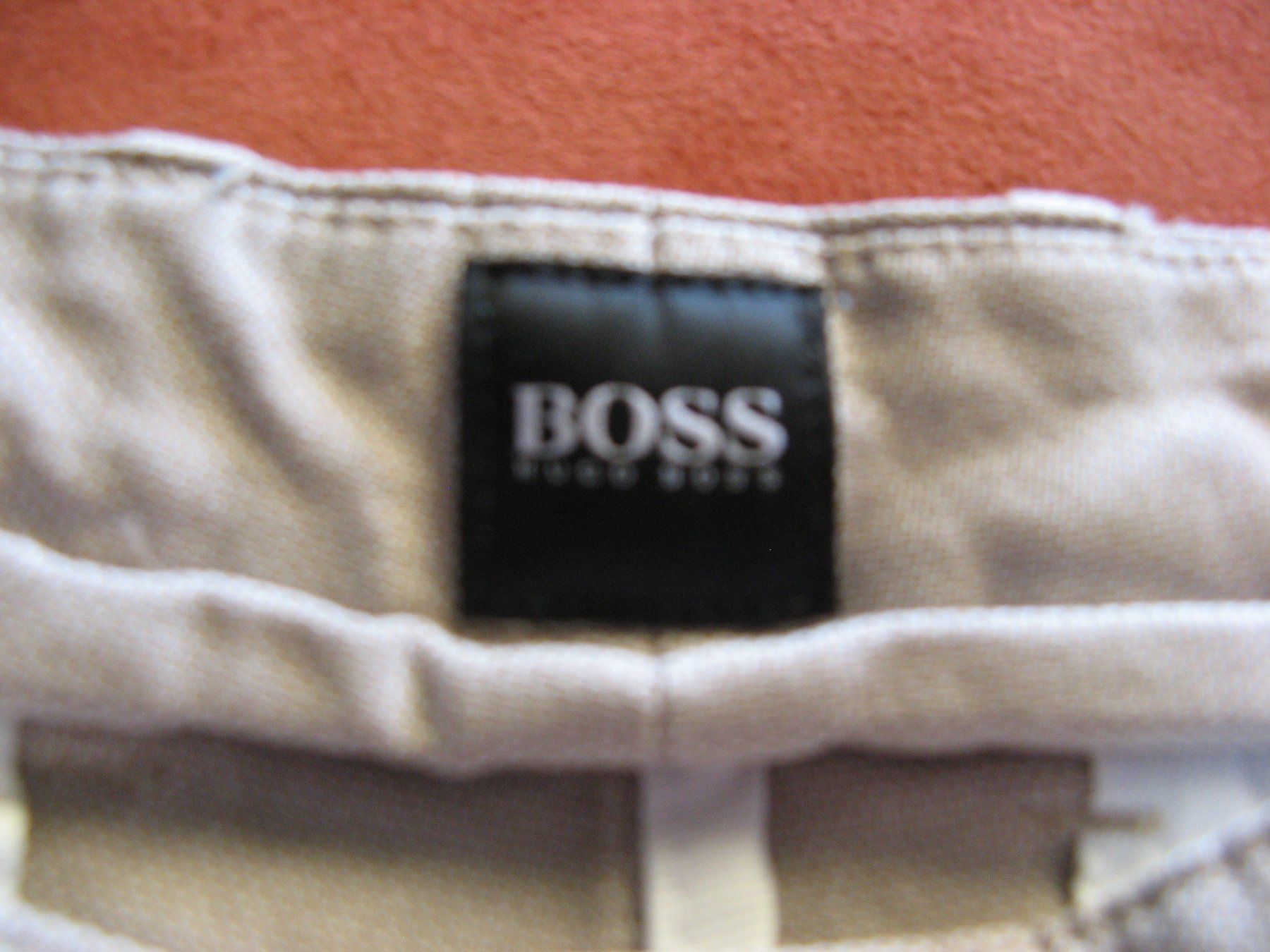 Hugo Boss Pantalons: kurze, beige Boss Shorts – D'occasion à Zürich par apil 6