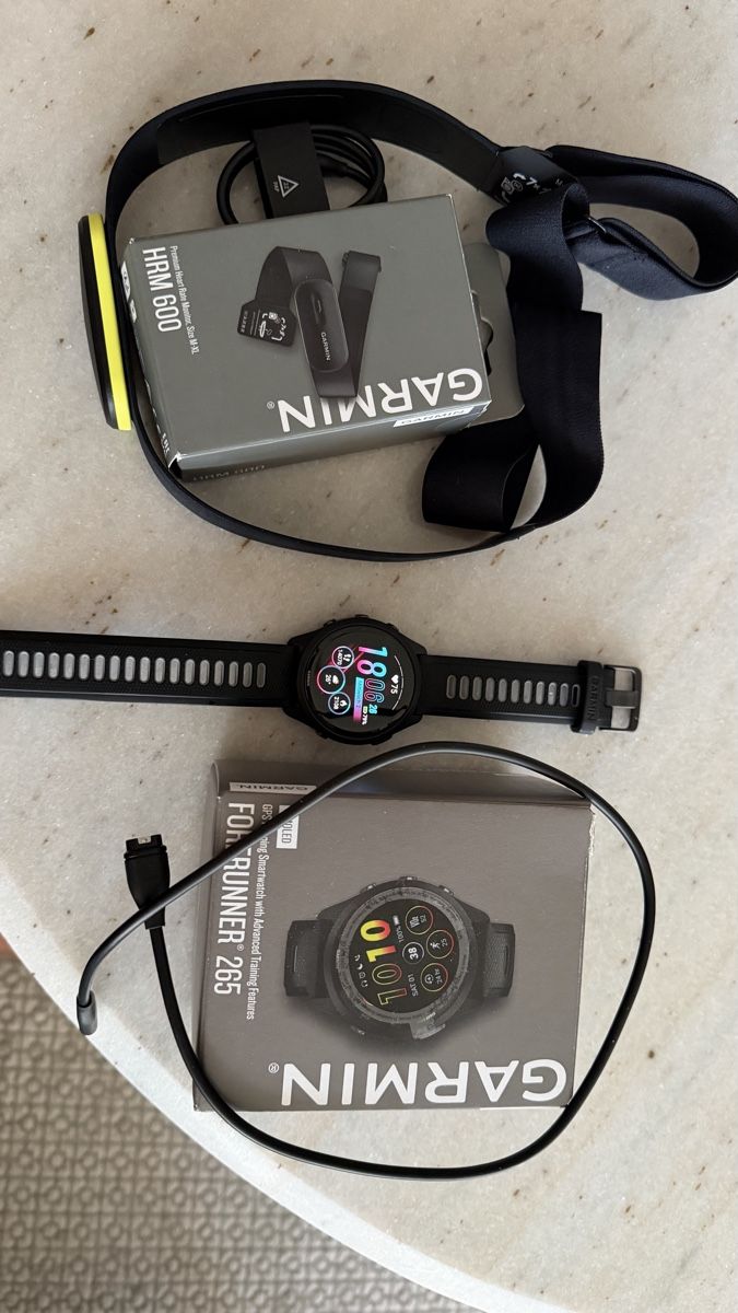 Garmin Smartwatch: Garmin Bundle Forrunner 265 & HRM 600  – Neu (gemäss Beschreibung) aus Münchwilen TG von jza_2csd