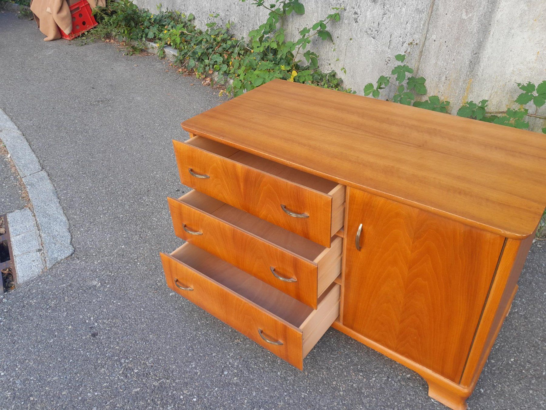 Kommoden: Vintage Kommode / Möbel / Sideboard – Gebraucht aus Männedorf von Bel-view 2