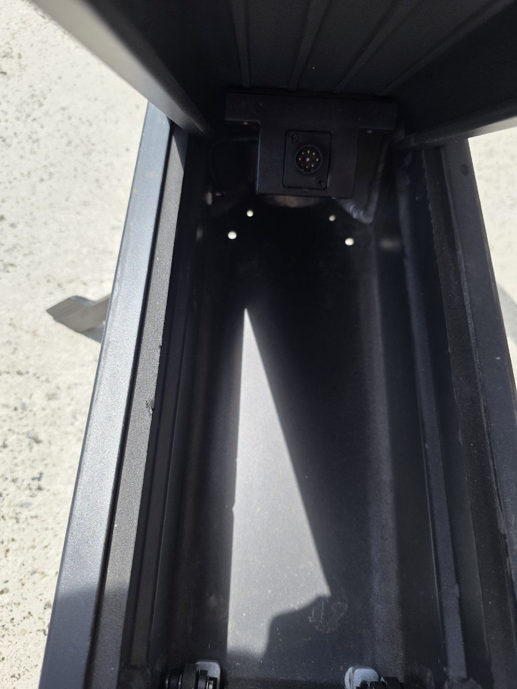 Soflow Kickboard: Trottinette électrique Soflow So4 pro max – D'occasion à Montpreveyres par vik_k92c 3