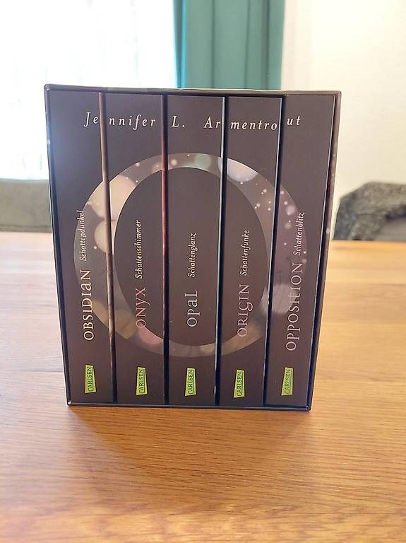 Livres: Obsidian Reihe Schuber – D'occasion à Enggistein par ang_lyw6 2
