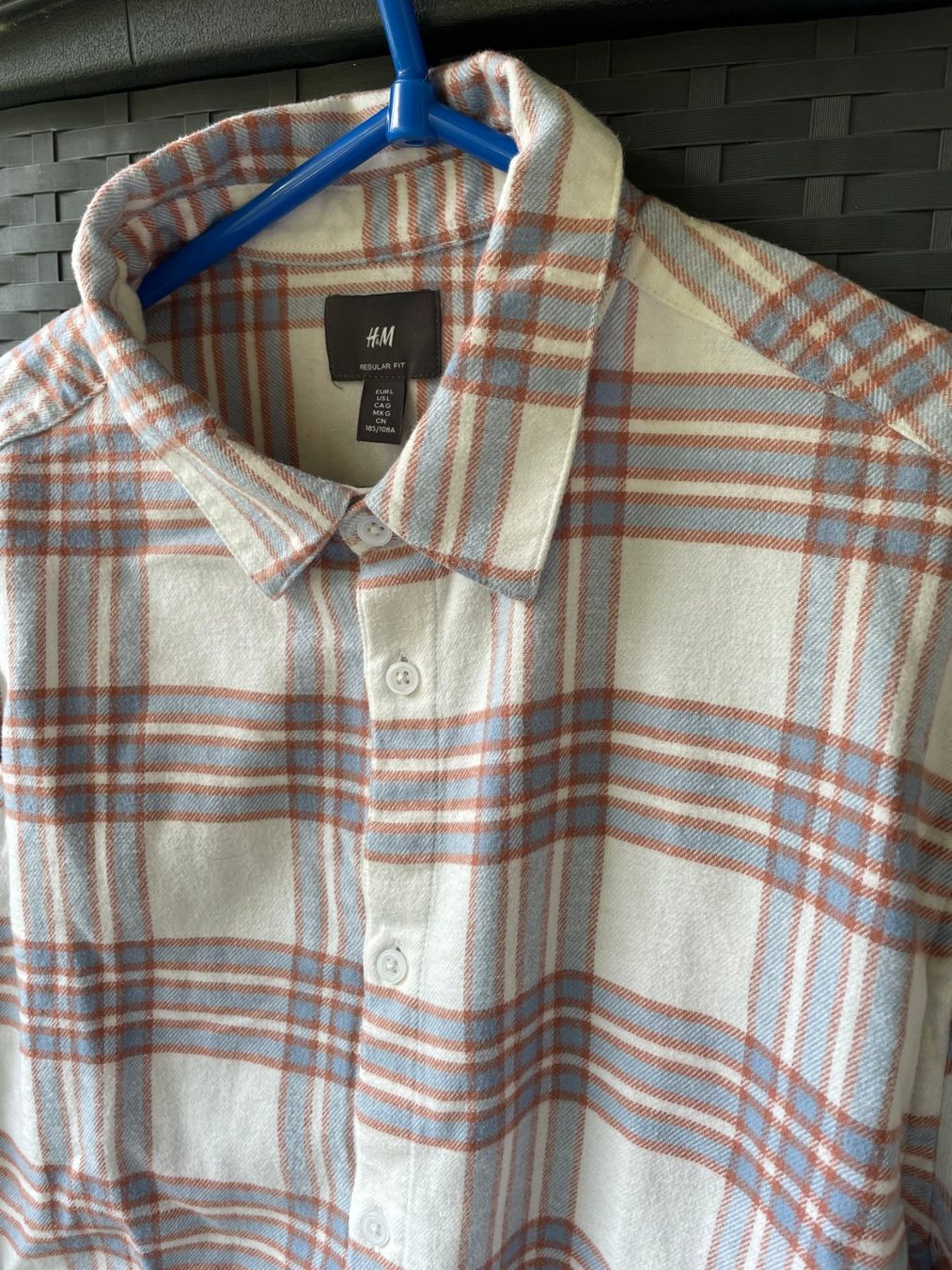 H&M Camicie: H&M - Regular Beige Shirt – Usato da Chiasso venduto da Er_Mon 2