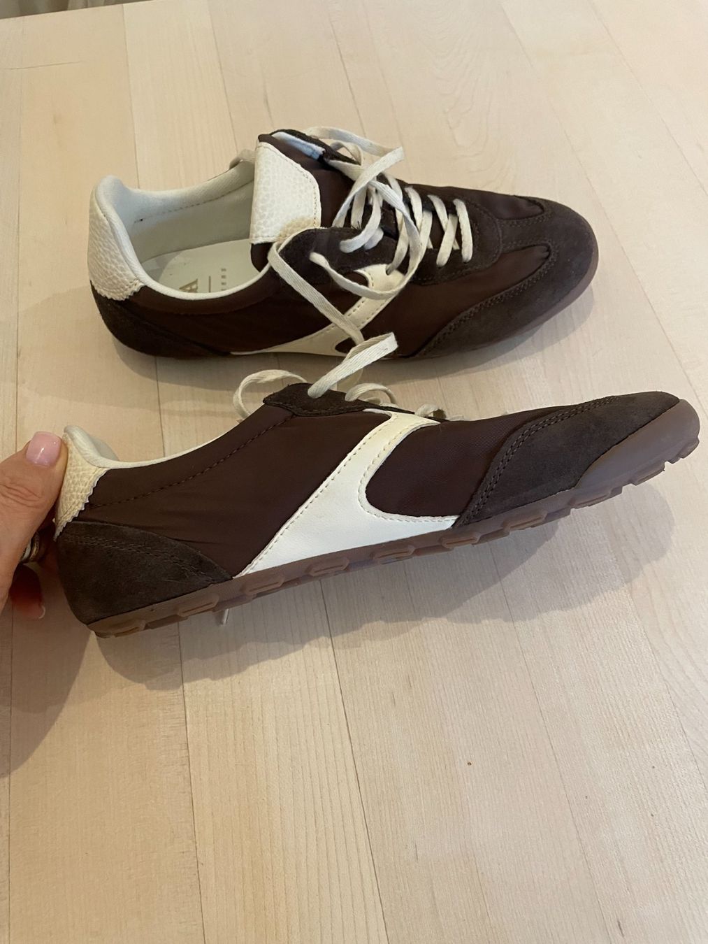 Zara Scarpe da donna: Topmodische Sneaker, Grösse 37 – Nuovo (secondo la descrizione) da Weiningen ZH venduto da mad_t6dx 6