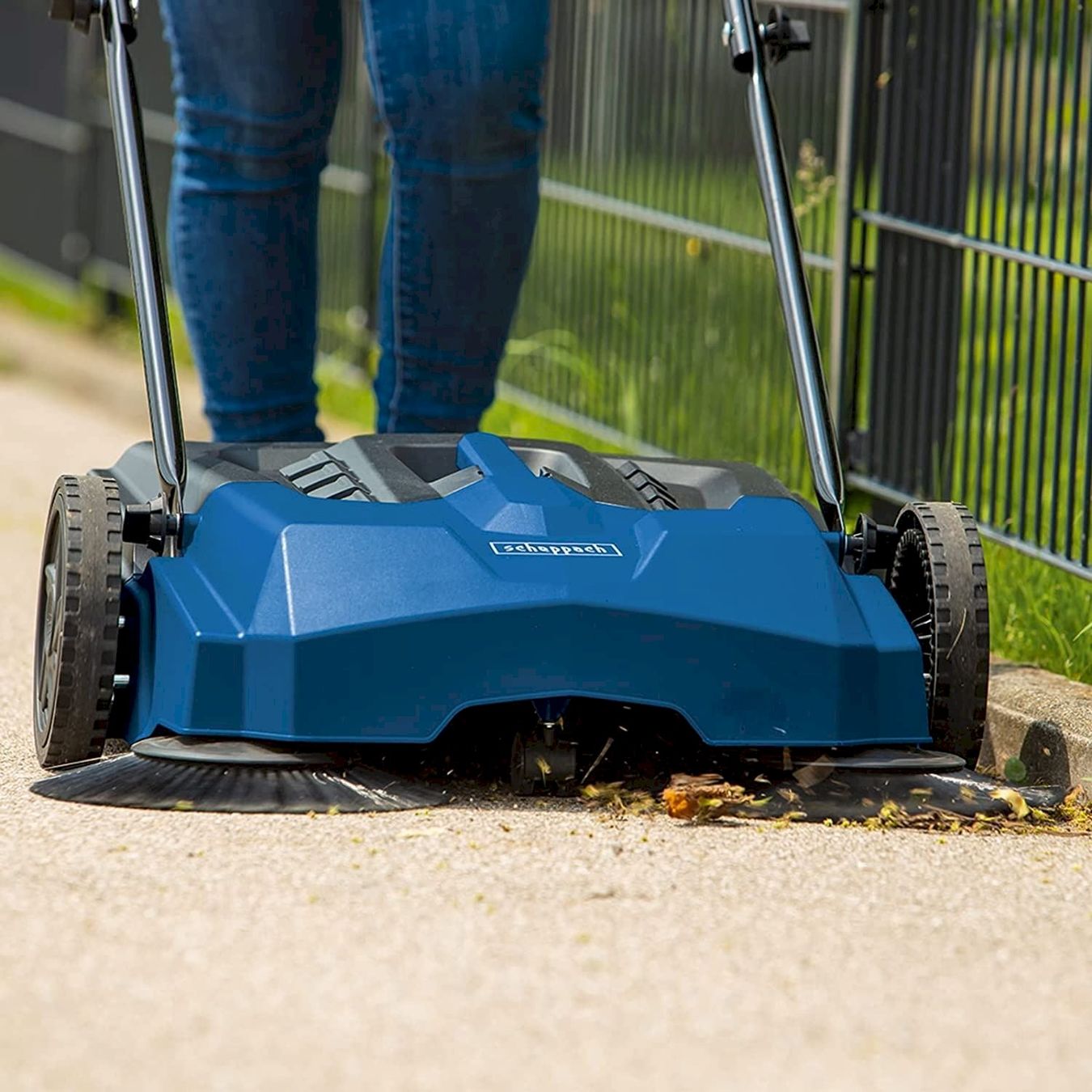 Scheppach Toutes les machines: Scheppach Kehrmaschine Trike-S – Neuf avec emballage d'origine à Bottighofen par zaap 1